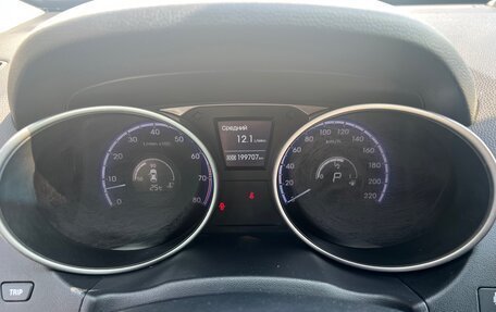 Hyundai ix35 I рестайлинг, 2011 год, 1 000 000 рублей, 12 фотография