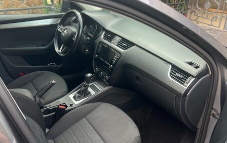Skoda Octavia, 2015 год, 1 850 000 рублей, 6 фотография