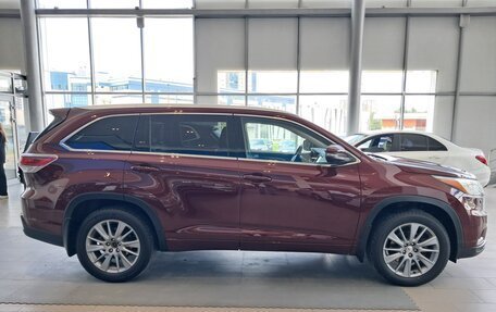Toyota Highlander III, 2014 год, 2 737 000 рублей, 4 фотография