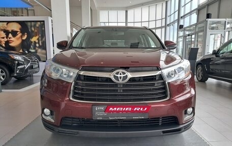 Toyota Highlander III, 2014 год, 2 737 000 рублей, 2 фотография