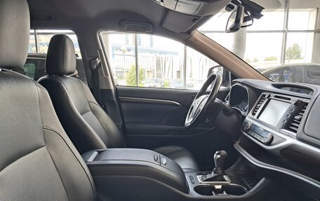 Toyota Highlander III, 2014 год, 2 737 000 рублей, 11 фотография