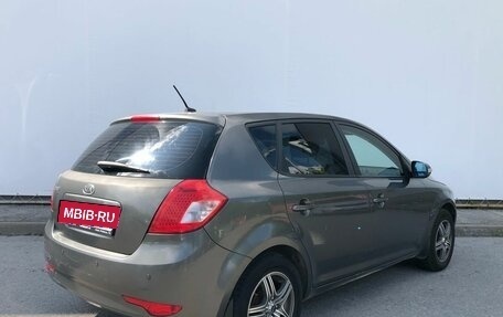 KIA cee'd I рестайлинг, 2010 год, 390 000 рублей, 2 фотография
