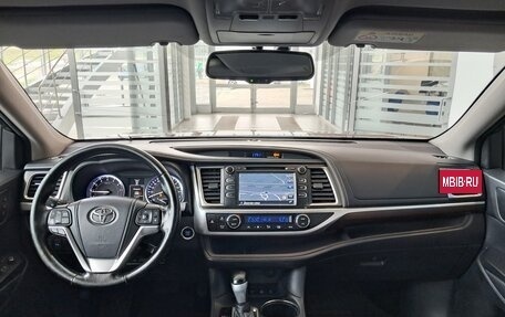 Toyota Highlander III, 2014 год, 2 737 000 рублей, 14 фотография