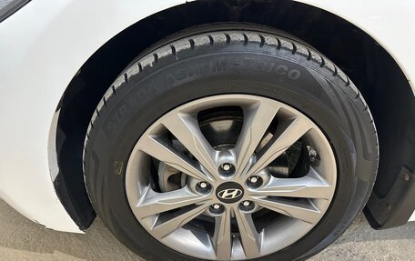 Hyundai Elantra VI рестайлинг, 2016 год, 1 280 000 рублей, 17 фотография