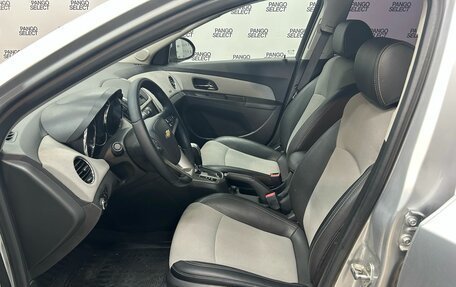 Chevrolet Cruze II, 2013 год, 930 000 рублей, 10 фотография