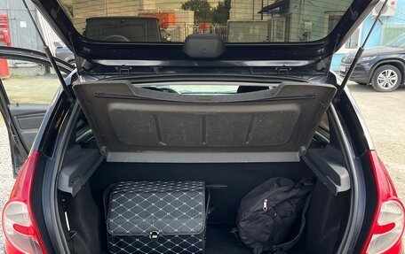 Renault Sandero I, 2011 год, 700 000 рублей, 12 фотография