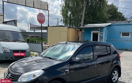 Renault Sandero I, 2011 год, 700 000 рублей, 3 фотография