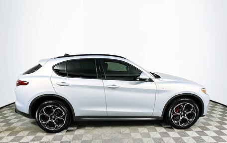 Alfa Romeo Stelvio, 2022 год, 3 600 000 рублей, 3 фотография