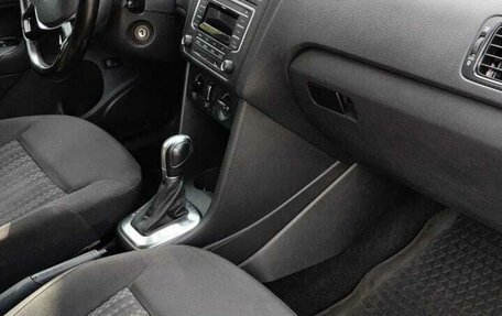 Volkswagen Polo VI (EU Market), 2016 год, 900 000 рублей, 10 фотография