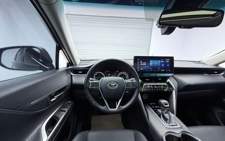 Toyota Harrier, 2022 год, 3 570 000 рублей, 9 фотография