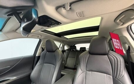 Toyota Harrier, 2022 год, 3 570 000 рублей, 14 фотография