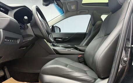 Toyota Harrier, 2022 год, 3 570 000 рублей, 18 фотография