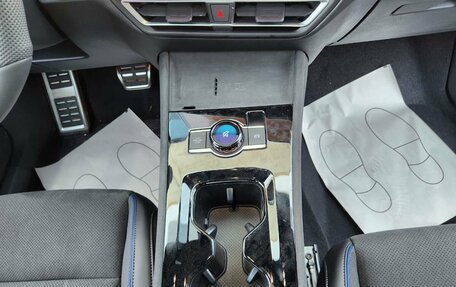 Volkswagen Tiguan, 2024 год, 5 040 000 рублей, 10 фотография