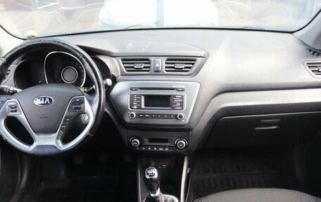 KIA Rio III рестайлинг, 2016 год, 949 000 рублей, 15 фотография