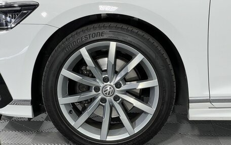 Volkswagen Passat B8 рестайлинг, 2019 год, 2 980 000 рублей, 10 фотография