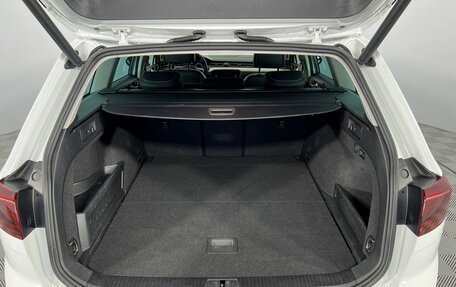Volkswagen Passat B8 рестайлинг, 2019 год, 2 980 000 рублей, 12 фотография