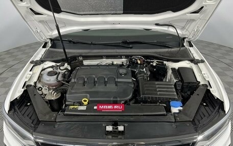 Volkswagen Passat B8 рестайлинг, 2019 год, 2 980 000 рублей, 11 фотография