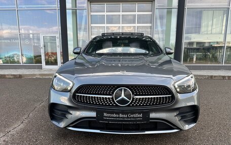 Mercedes-Benz E-Класс, 2021 год, 5 500 000 рублей, 2 фотография