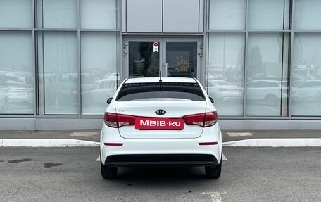 KIA Rio III рестайлинг, 2015 год, 1 050 000 рублей, 6 фотография