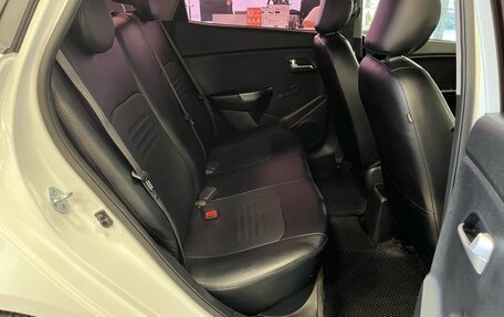 KIA Rio III рестайлинг, 2015 год, 1 050 000 рублей, 26 фотография