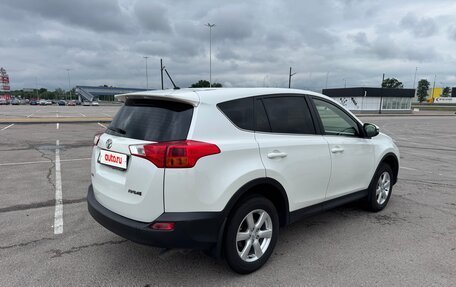 Toyota RAV4, 2015 год, 1 750 000 рублей, 4 фотография