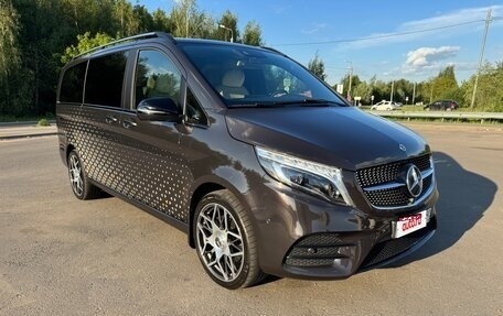 Mercedes-Benz V-Класс, 2022 год, 12 000 000 рублей, 1 фотография