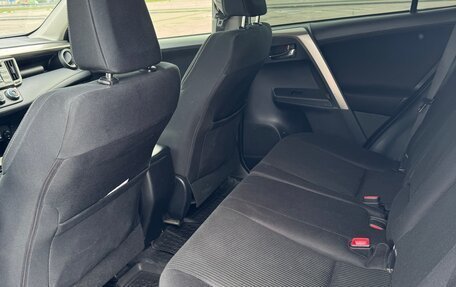 Toyota RAV4, 2015 год, 1 750 000 рублей, 7 фотография