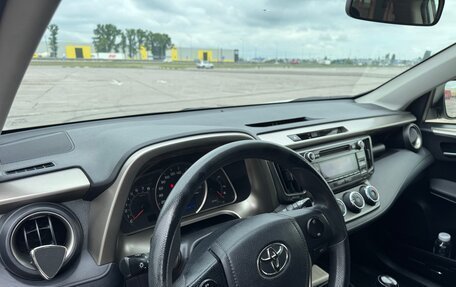 Toyota RAV4, 2015 год, 1 750 000 рублей, 8 фотография