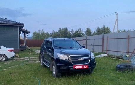 Chevrolet TrailBlazer II, 2014 год, 1 400 000 рублей, 2 фотография