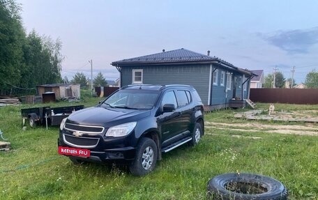 Chevrolet TrailBlazer II, 2014 год, 1 400 000 рублей, 4 фотография