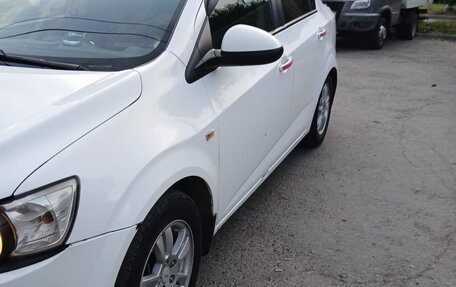 Chevrolet Aveo III, 2012 год, 530 000 рублей, 3 фотография