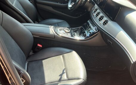 Mercedes-Benz E-Класс, 2016 год, 2 289 000 рублей, 11 фотография