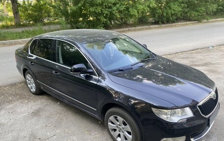 Skoda Superb III рестайлинг, 2012 год, 900 000 рублей, 2 фотография