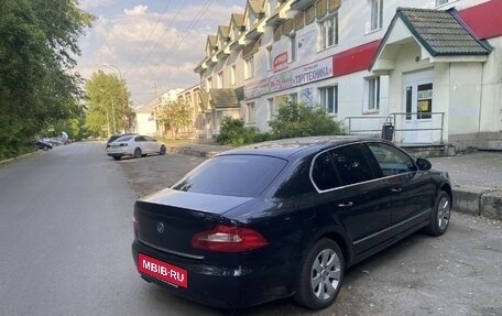 Skoda Superb III рестайлинг, 2012 год, 900 000 рублей, 4 фотография