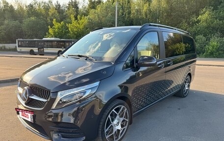 Mercedes-Benz V-Класс, 2022 год, 12 000 000 рублей, 4 фотография