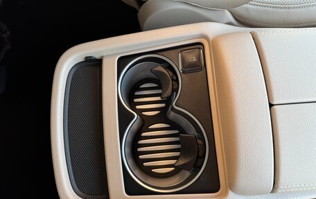 Mercedes-Benz V-Класс, 2022 год, 12 000 000 рублей, 15 фотография