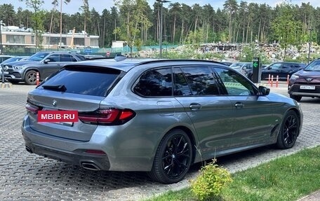 BMW 5 серия, 2020 год, 5 950 000 рублей, 2 фотография