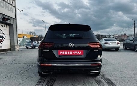 Volkswagen Tiguan II, 2019 год, 2 350 000 рублей, 3 фотография