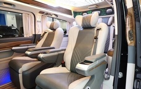 Mercedes-Benz Vito, 2021 год, 4 256 000 рублей, 16 фотография