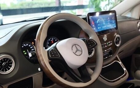 Mercedes-Benz Vito, 2021 год, 4 256 000 рублей, 10 фотография