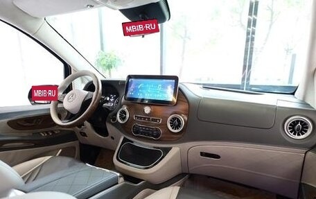 Mercedes-Benz Vito, 2021 год, 4 256 000 рублей, 23 фотография