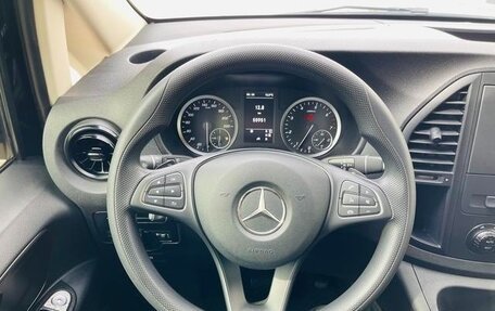 Mercedes-Benz Vito, 2021 год, 4 090 000 рублей, 5 фотография