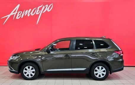 Mitsubishi Outlander III рестайлинг 3, 2017 год, 1 649 000 рублей, 2 фотография
