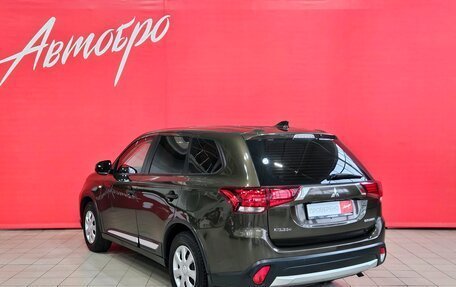 Mitsubishi Outlander III рестайлинг 3, 2017 год, 1 649 000 рублей, 3 фотография