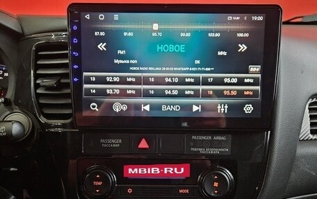 Mitsubishi Outlander III рестайлинг 3, 2017 год, 1 649 000 рублей, 14 фотография