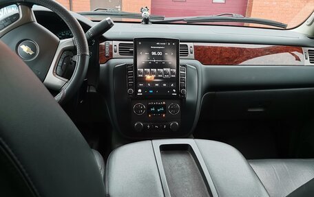 Chevrolet Tahoe III, 2013 год, 3 500 000 рублей, 4 фотография