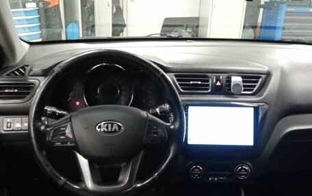 KIA Rio III рестайлинг, 2013 год, 850 000 рублей, 5 фотография