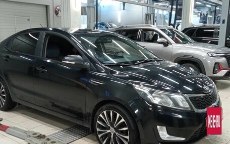 KIA Rio III рестайлинг, 2013 год, 850 000 рублей, 2 фотография