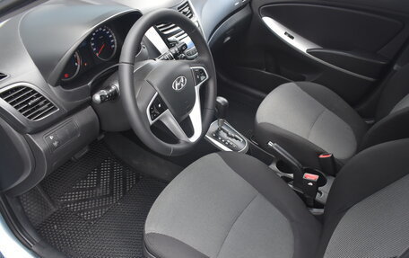 Hyundai Solaris II рестайлинг, 2012 год, 917 000 рублей, 8 фотография