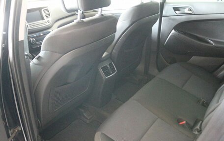 Hyundai Tucson III, 2018 год, 1 890 000 рублей, 16 фотография
